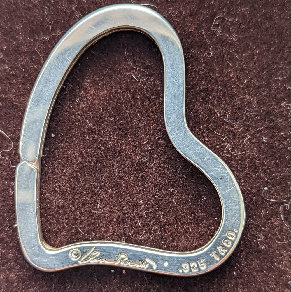 Tiffany co elsa peretti heart shape key ring